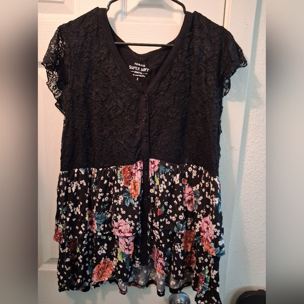 torrid Black Lace Button-Front Top with Floral Hem